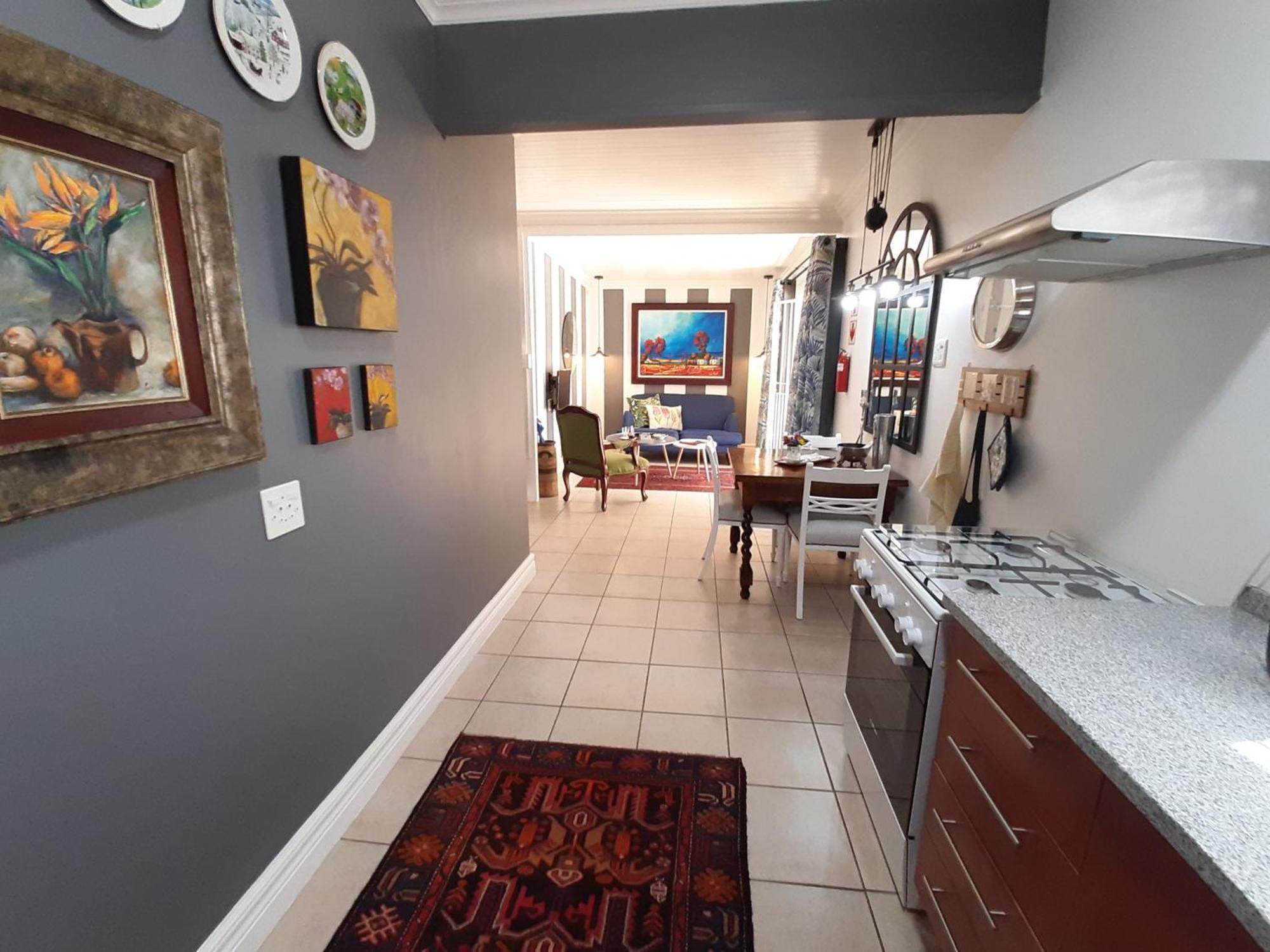 At 98 On Lynburn Guest House Pretoria-Noord Rum bild